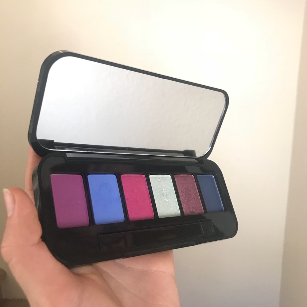 BUXOM Customizable Eyeshadow Palette 💕